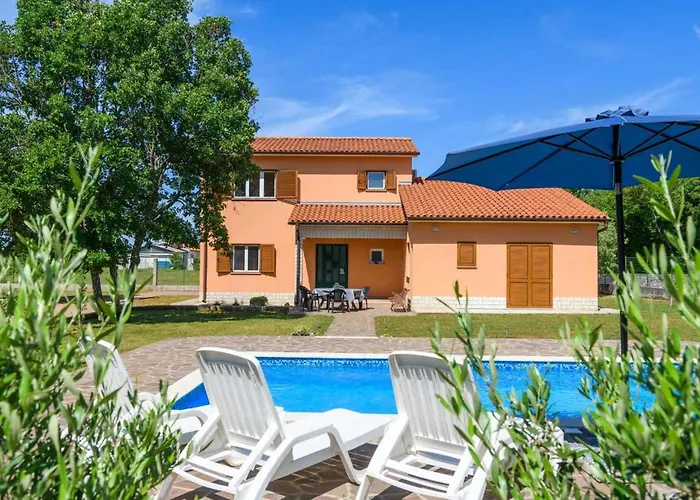 Dom wakacyjny House Irma *